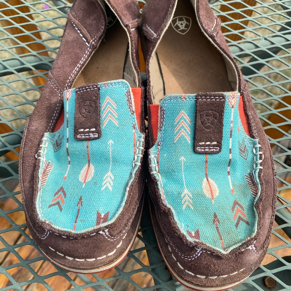 Ariat Brown and Teal Arrow Pattern Loafers size 8B